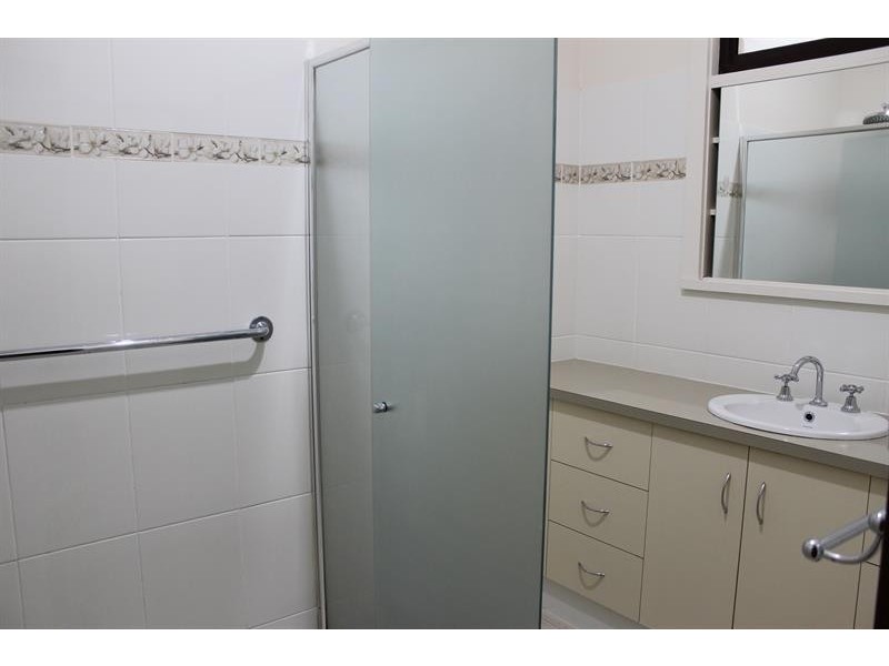 491 Kemp St, Lavington NSW 2641