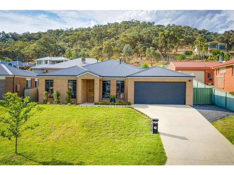 30 Chad Tce, Glenroy NSW 2640