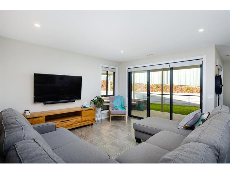 30 Chad Tce, Glenroy NSW 2640