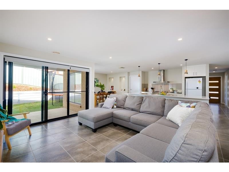 30 Chad Tce, Glenroy NSW 2640