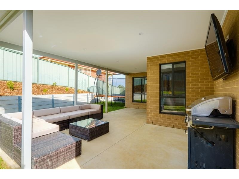 30 Chad Tce, Glenroy NSW 2640