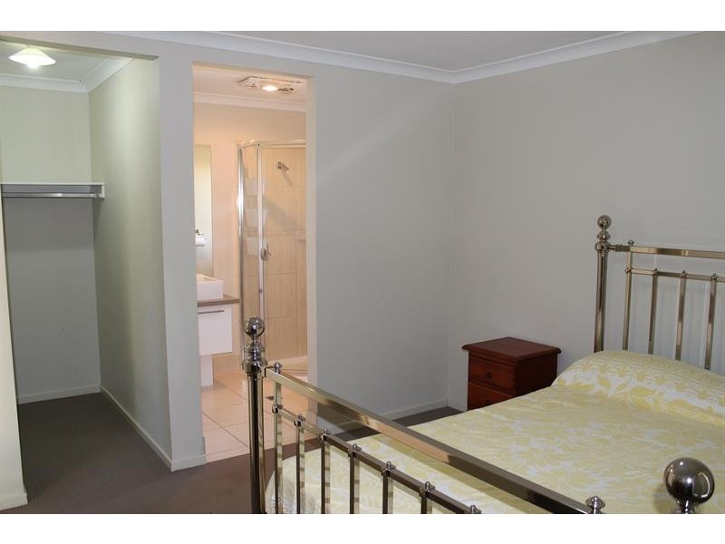 12 Severin  Ct, Thurgoona NSW 2640