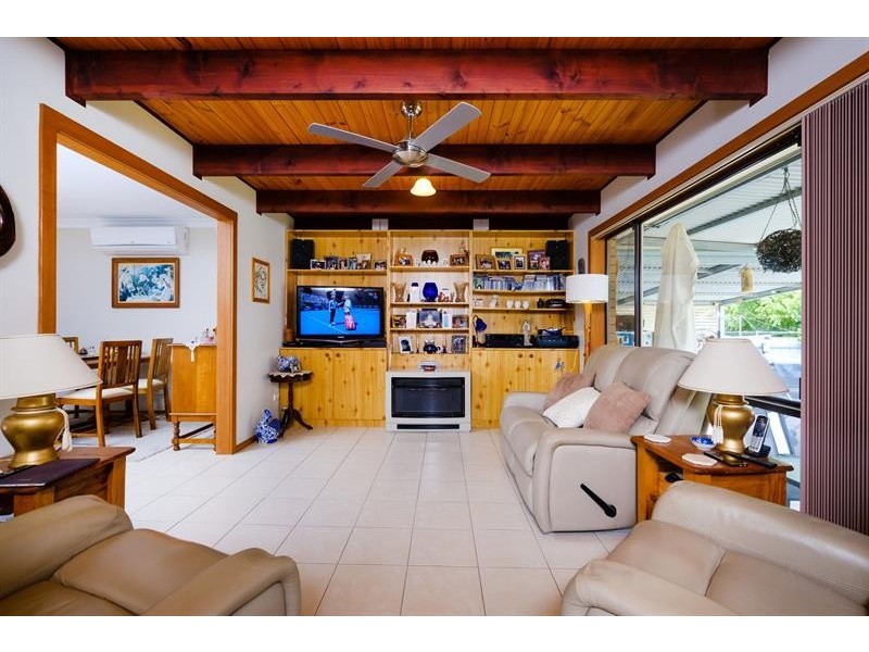 344 Shirleen Cres, Lavington NSW 2641