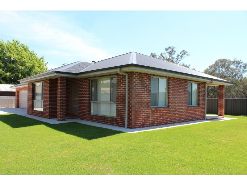 141B Urana Street, Jindera NSW 2642