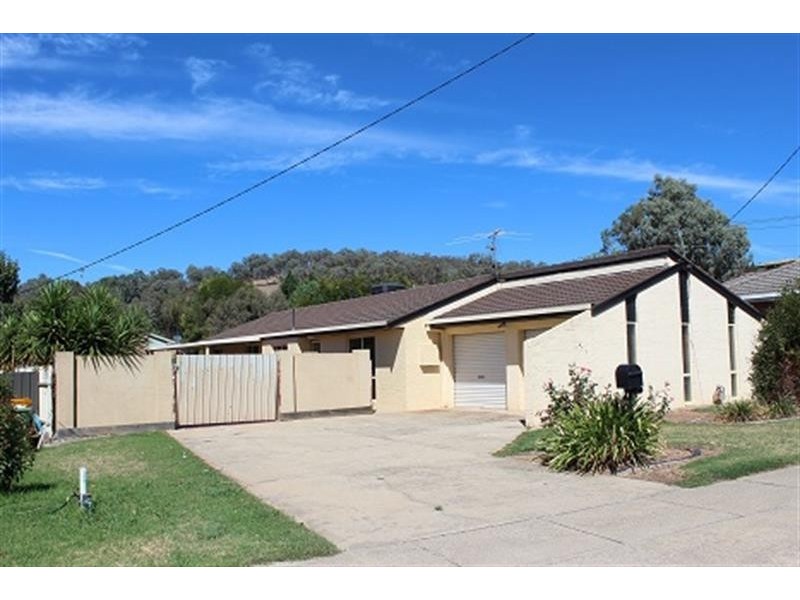 677 Centaur Road, Hamilton Valley NSW 2641