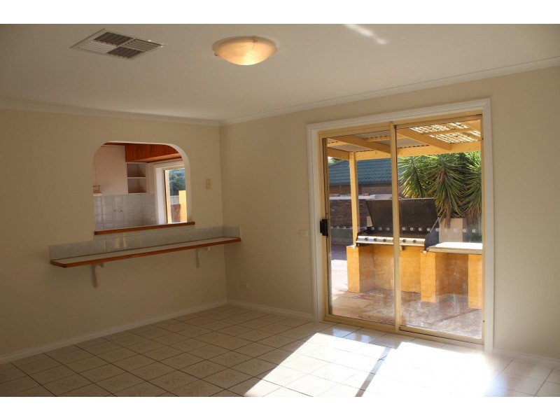 677 Centaur Road, Hamilton Valley NSW 2641