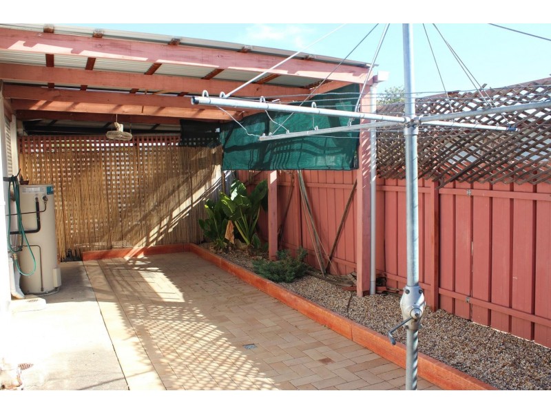 4/6 Rattray Avenue, Wodonga VIC 3690