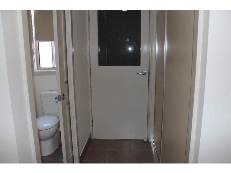 56/639 Kemp Street, Lavington NSW 2641