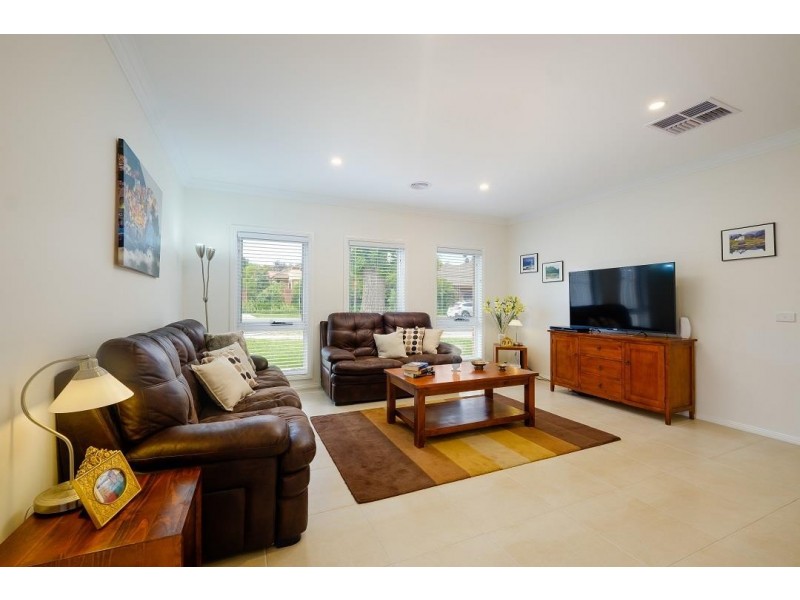 617 Elm Street, Albury NSW 2640