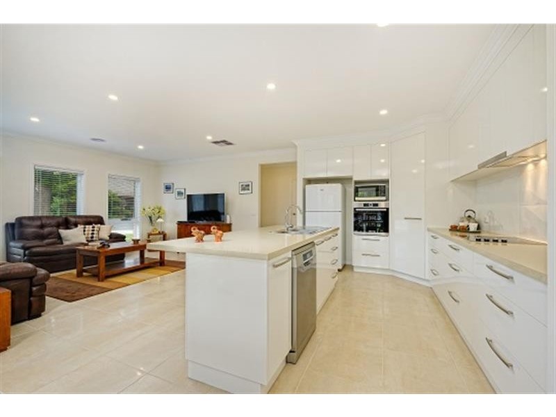 617 Elm Street, Albury NSW 2640