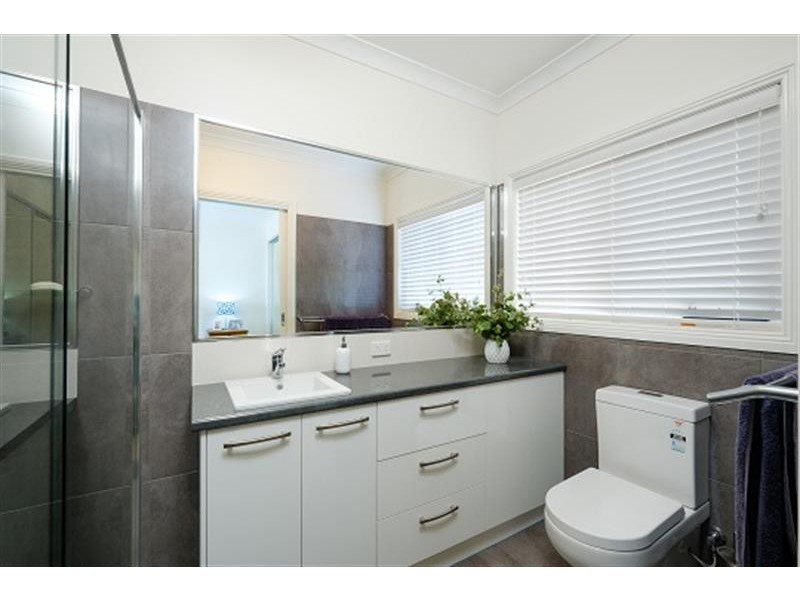 617 Elm Street, Albury NSW 2640