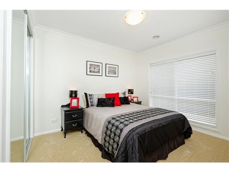 617 Elm Street, Albury NSW 2640