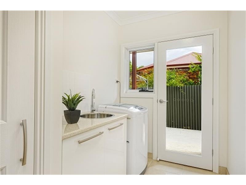 617 Elm Street, Albury NSW 2640