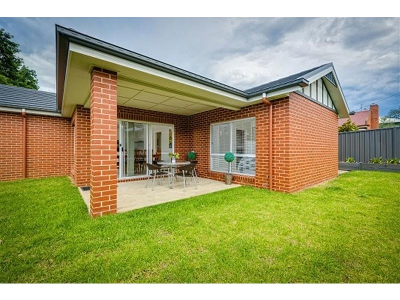 617 Elm Street, Albury NSW 2640