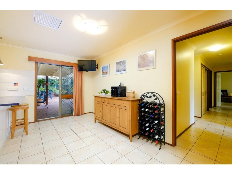 359 Woodstock Court, East Albury NSW 2640