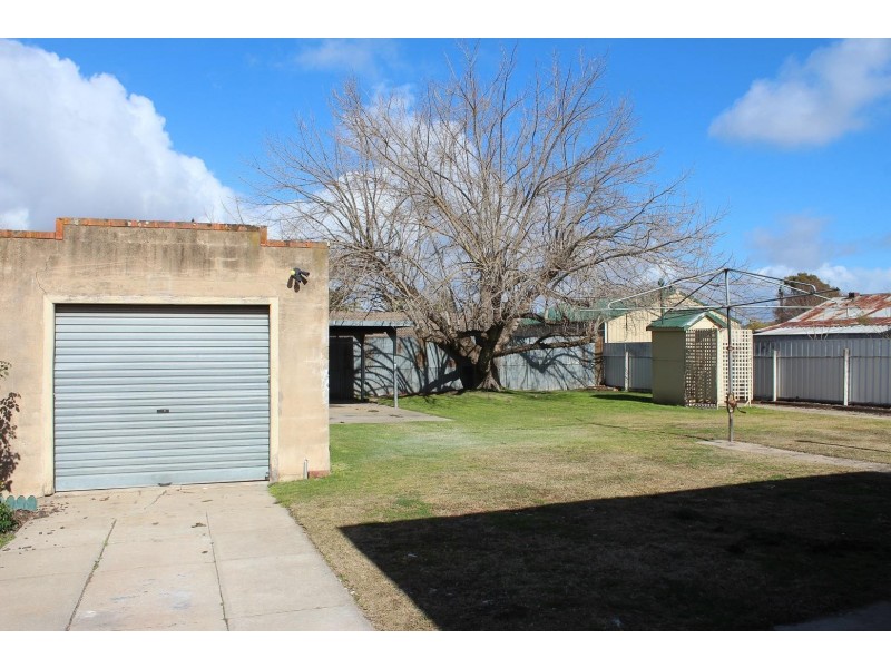 529 Comans Avenue, Lavington NSW 2641