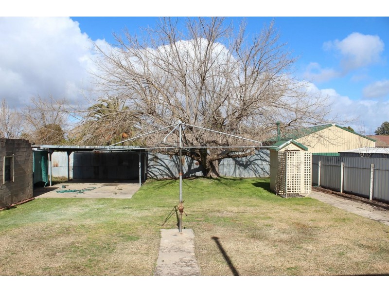 529 Comans Avenue, Lavington NSW 2641