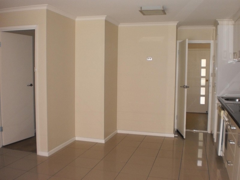 2/718 East Street, East Albury NSW 2640