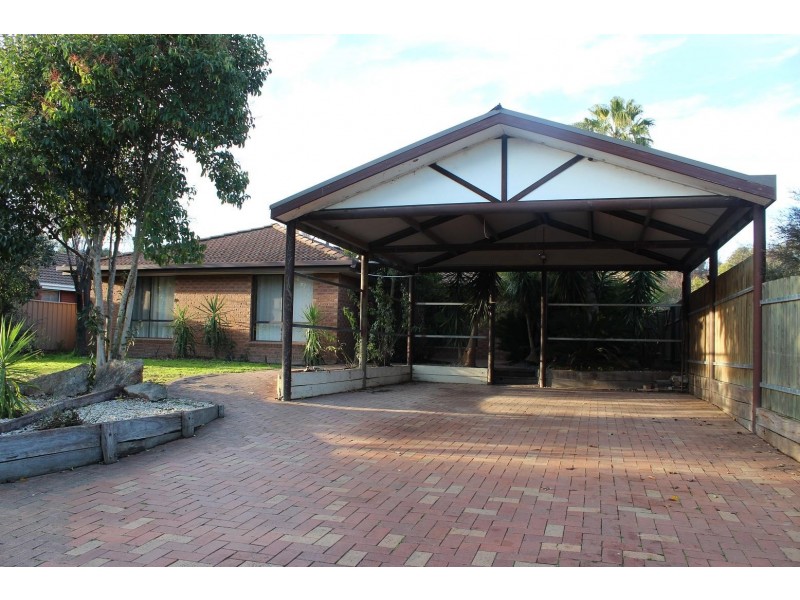 4 Benn Crescent, West Albury NSW 2640