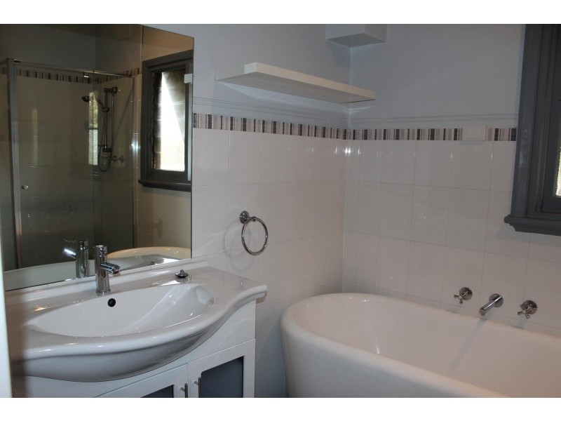 313  Downside Street, East Albury NSW 2640