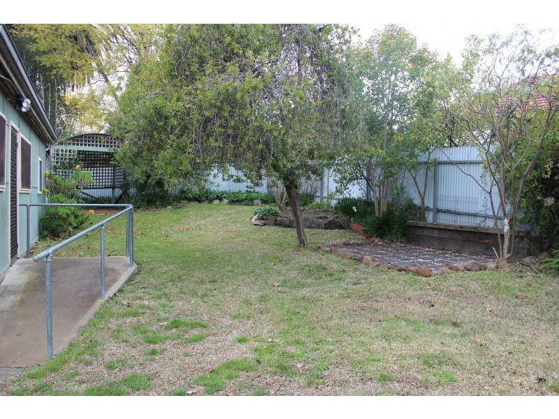 313  Downside Street, East Albury NSW 2640