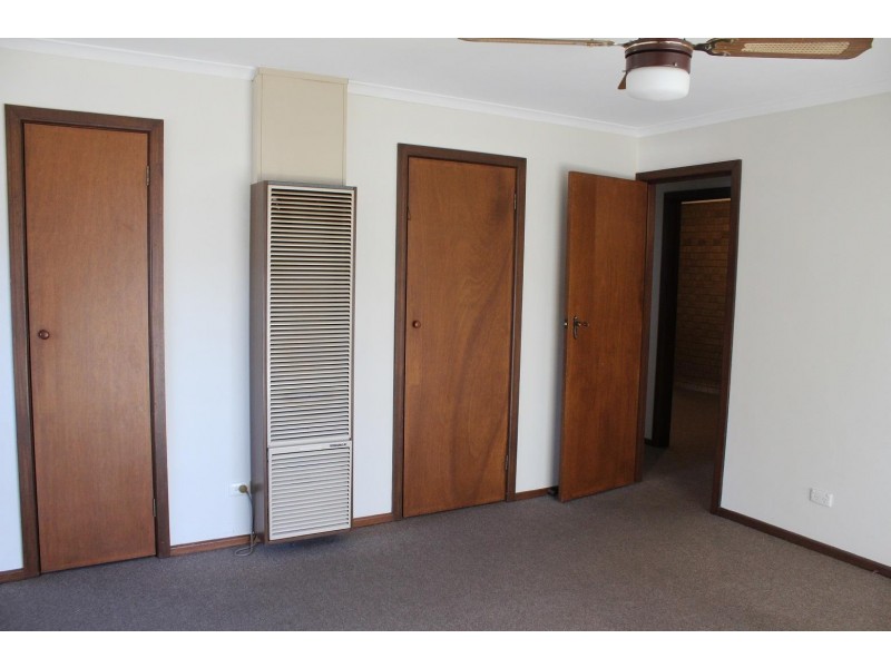 1/572 Mair Street, Lavington NSW 2641