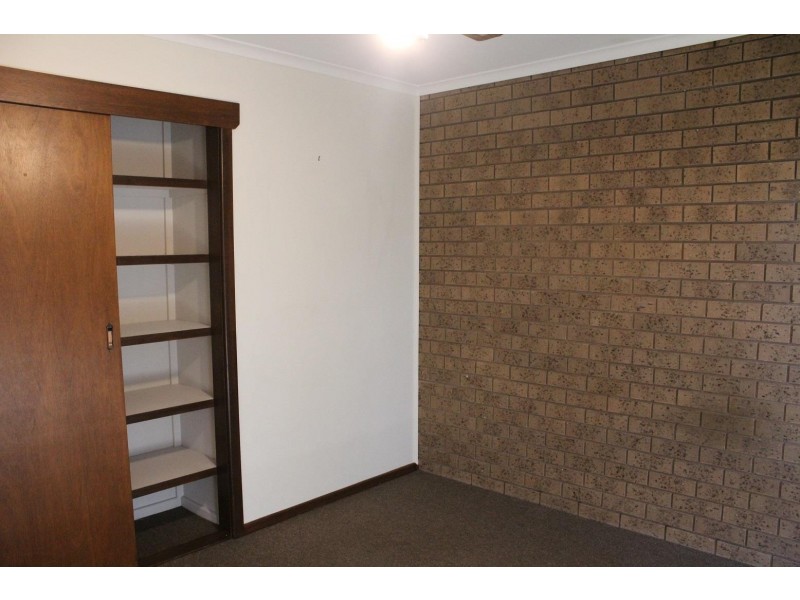 1/572 Mair Street, Lavington NSW 2641