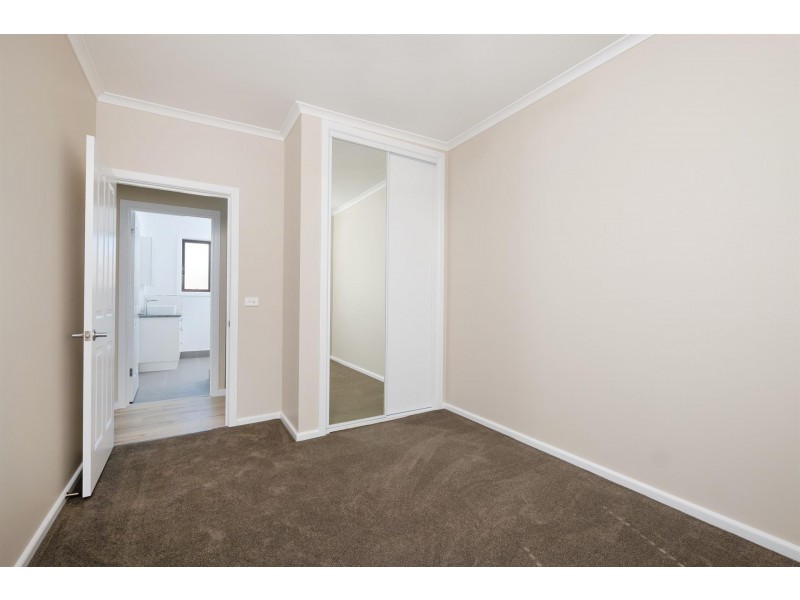 1/399 Dick Road, Lavington NSW 2641