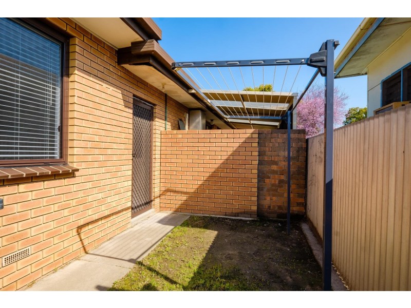 1/399 Dick Road, Lavington NSW 2641