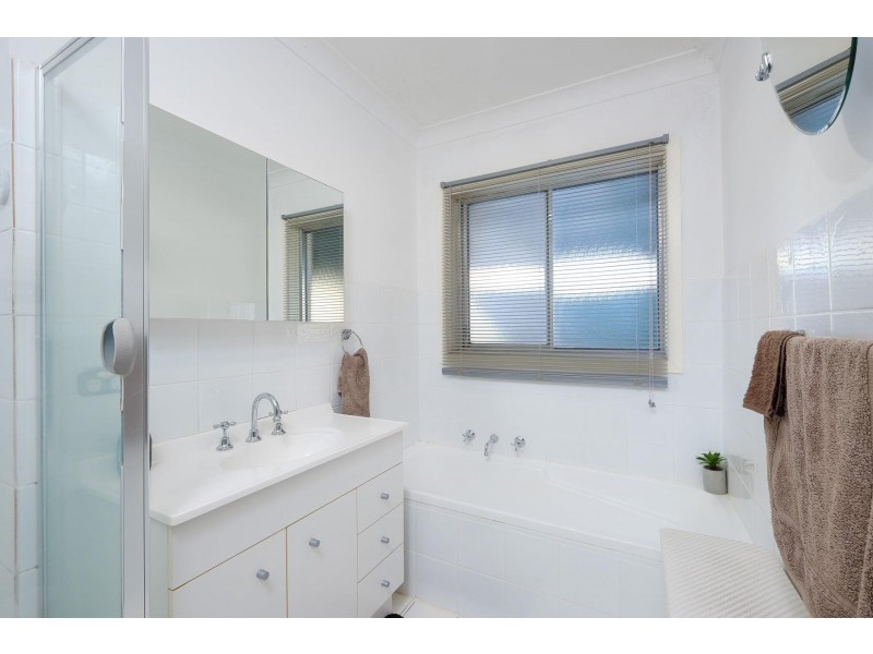 457 Douglas Road, Lavington NSW 2641