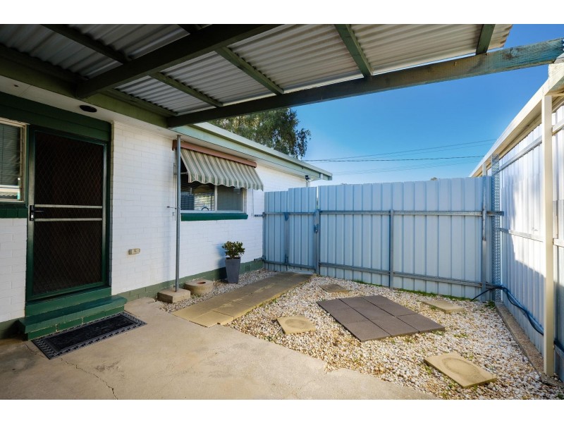 457 Douglas Road, Lavington NSW 2641