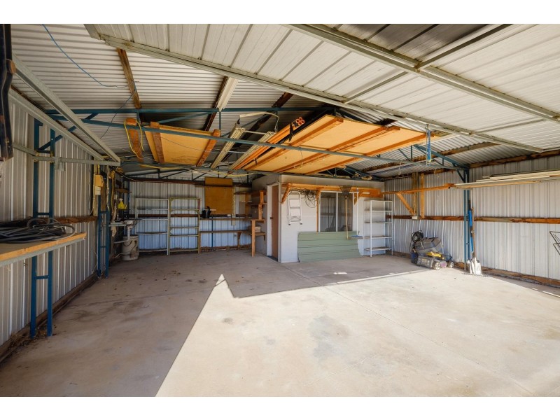 457 Douglas Road, Lavington NSW 2641