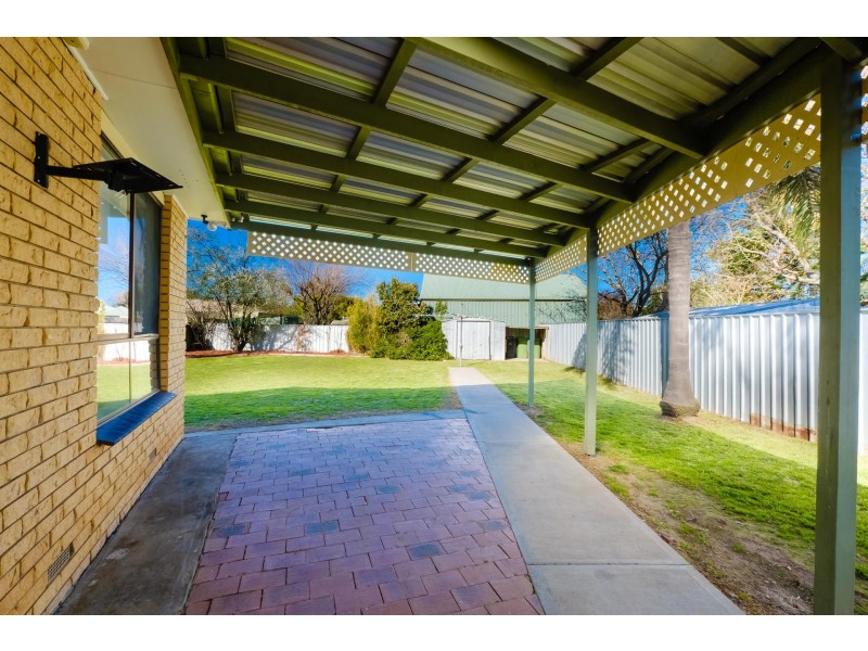 580 Prune Street, Lavington NSW 2641