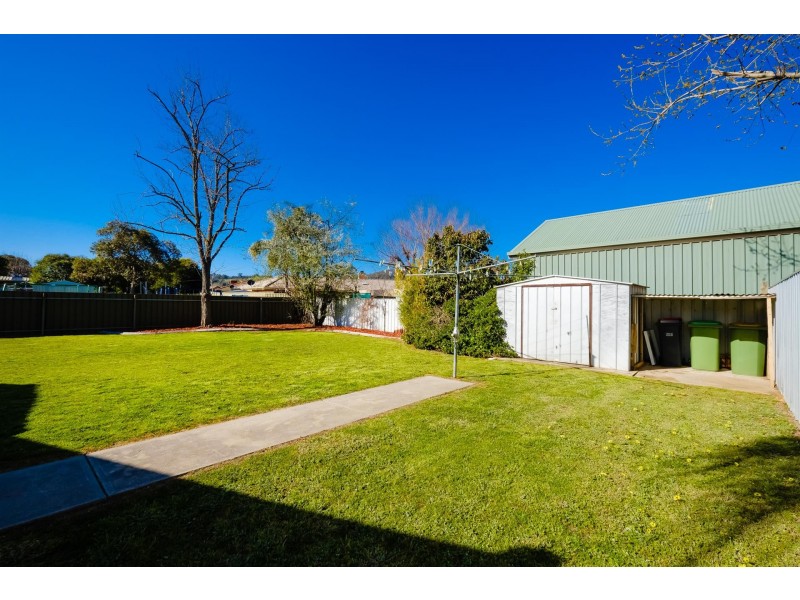 580 Prune Street, Lavington NSW 2641
