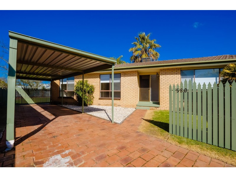580 Prune Street, Lavington NSW 2641
