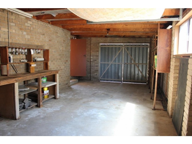 1049 Bunton Street, North Albury NSW 2640