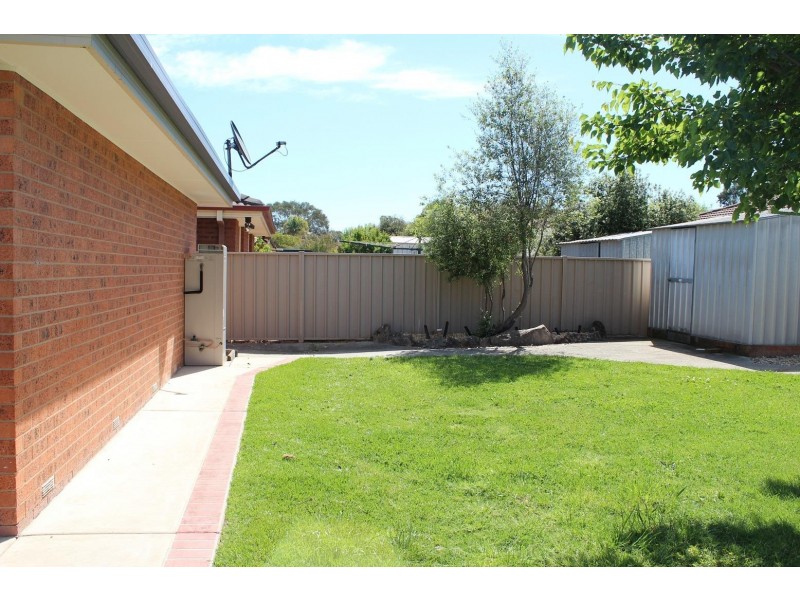14 Bullara Court, Springdale Heights NSW 2641