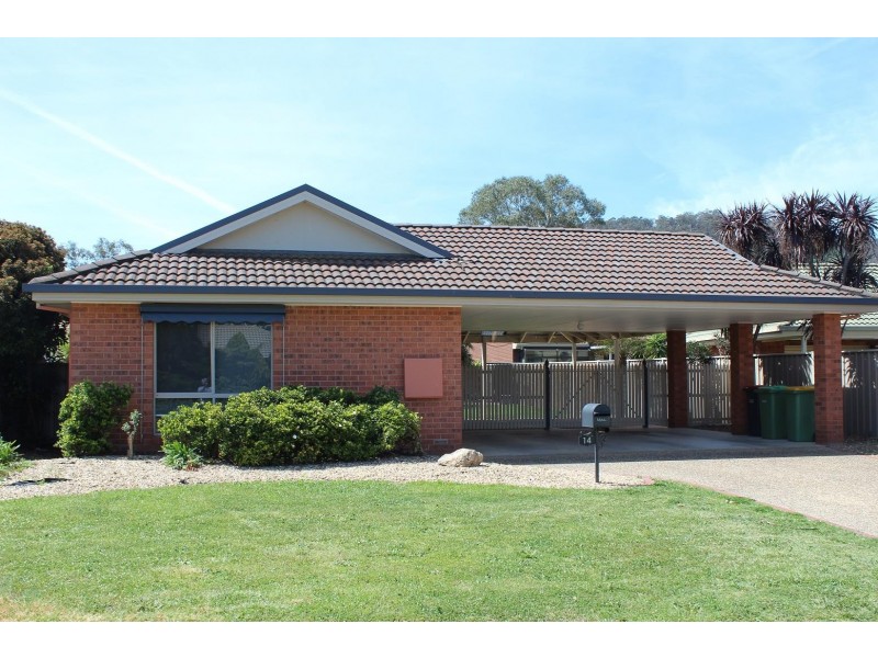 14 Bullara Court, Springdale Heights NSW 2641