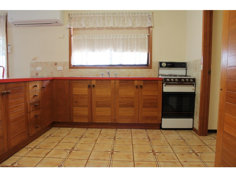 4/379 Parnall Street, Lavington NSW 2641