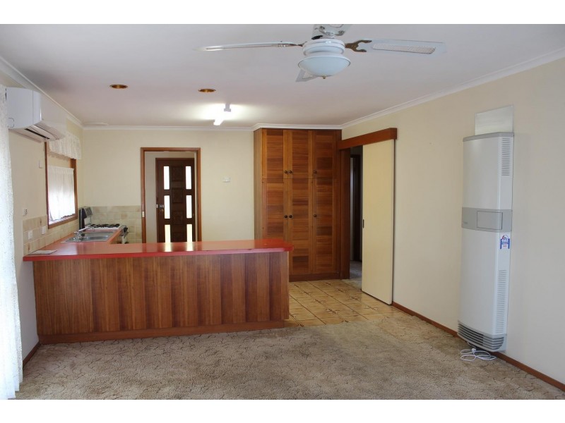 4/379 Parnall Street, Lavington NSW 2641