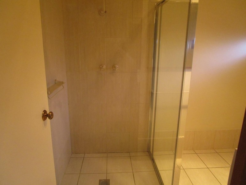 4/379 Parnall Street, Lavington NSW 2641