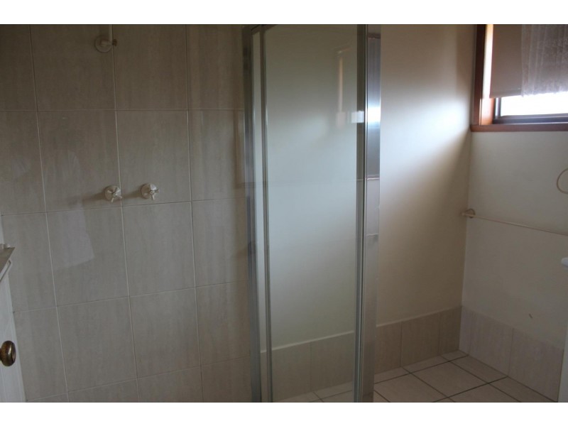 4/379 Parnall Street, Lavington NSW 2641