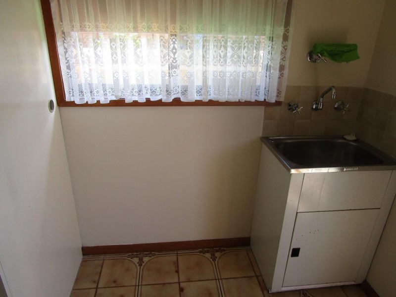 4/379 Parnall Street, Lavington NSW 2641