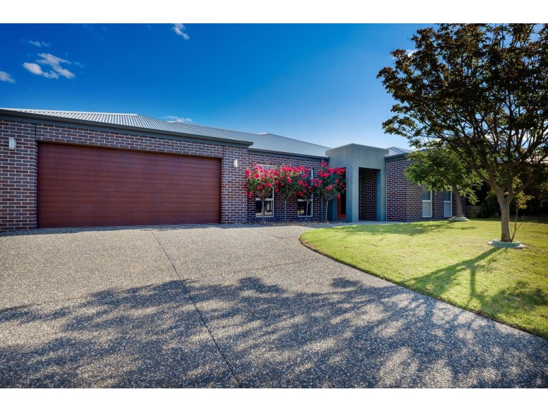 17 Treecreeper Street, Thurgoona NSW 2640