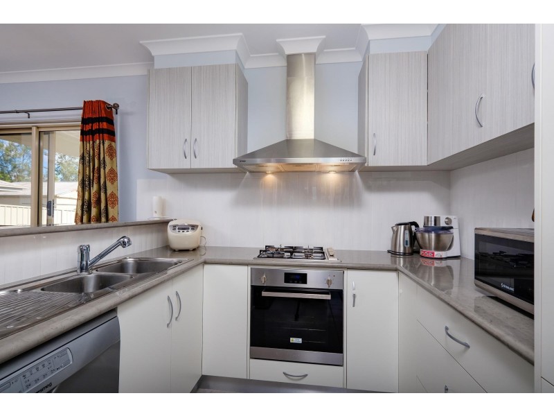 7 Cobby Court, Lavington NSW 2641