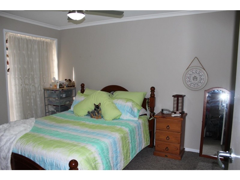 2/46 La Fontaine Avenue, Lavington NSW 2641