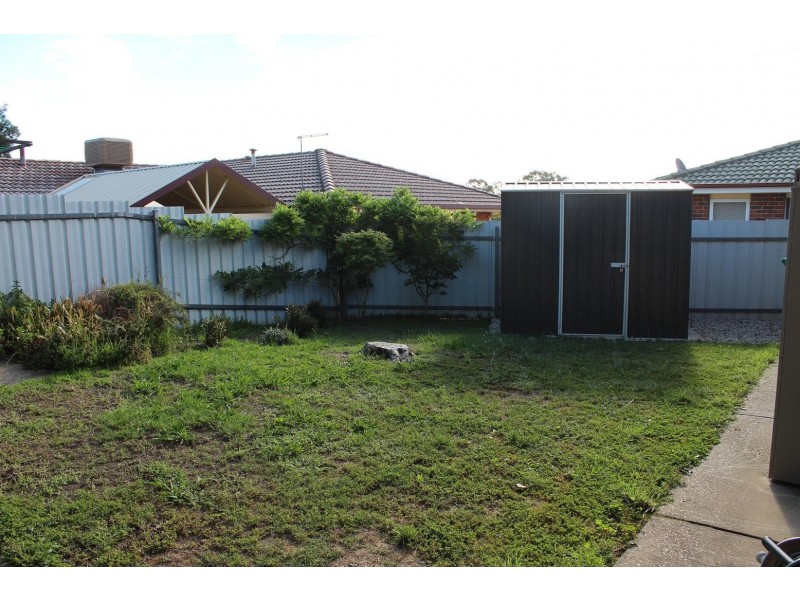 2/46 La Fontaine Avenue, Lavington NSW 2641