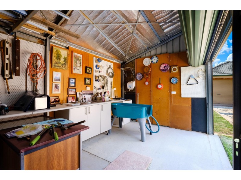 28 Keatinge Court, Lavington NSW 2641