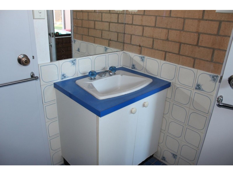 23/604 Hague Street, Lavington NSW 2641