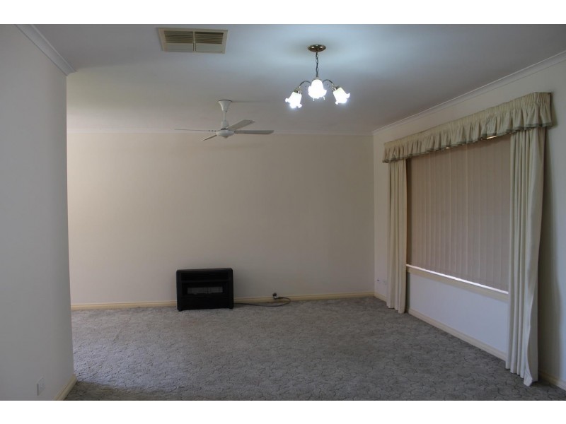 44 Grandview Terrace, East Albury NSW 2640